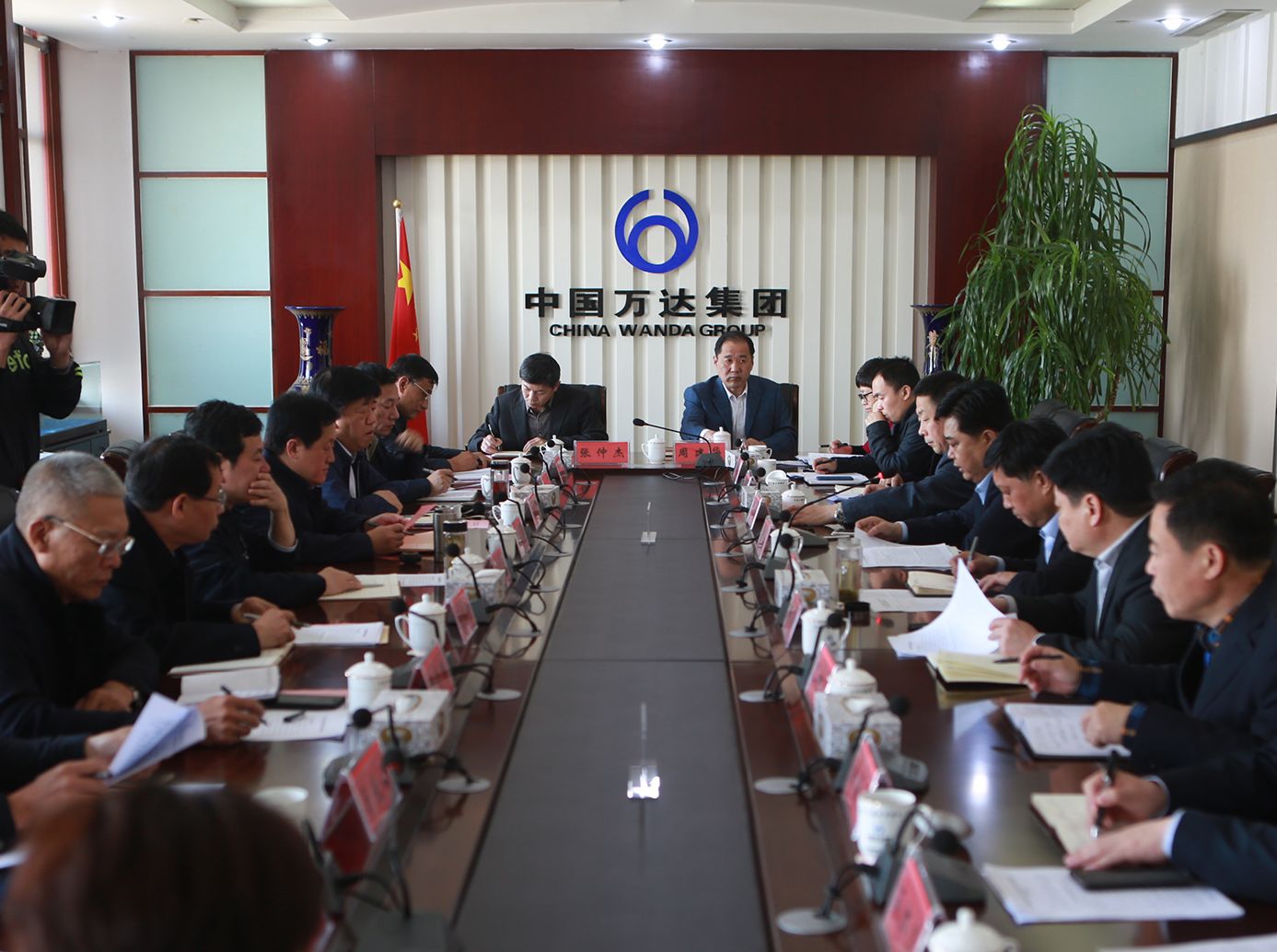 市人大常委会党组副书记、副主任李金昆到分工联系企业J9国际站集团官网集团调研